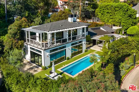 1640 N Kings Rd, Los Angeles, CA 90069