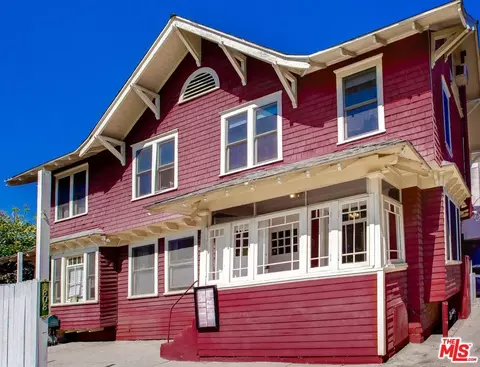 105 Park Pl, Venice, CA 90291