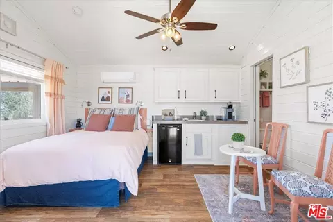 Bedroom - 12055 Munsey Rd, Cantil, CA 93519 photo 4 of 8