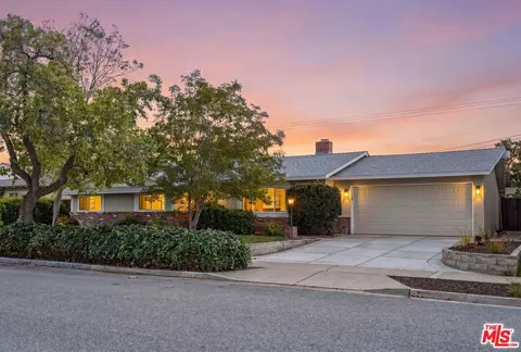 139 Devia Dr, Newbury Park, CA 91320