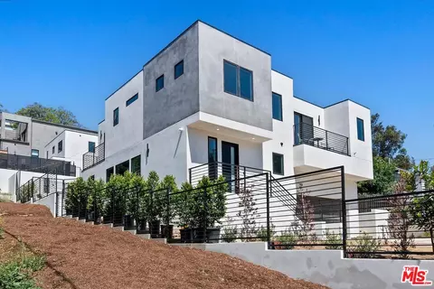 1903 Lake Shore Ave, Los Angeles, CA 90039
