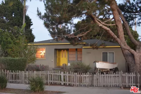 12606 Gilmore Ave, Los Angeles, CA 90066