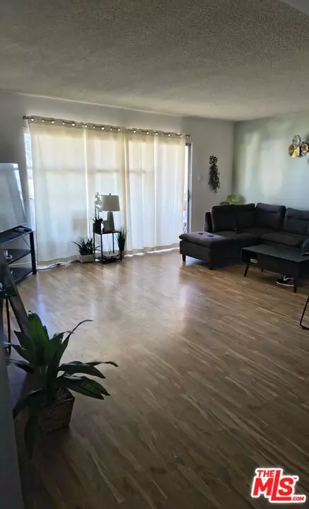 855 Victor Ave #305, Inglewood, CA 90302