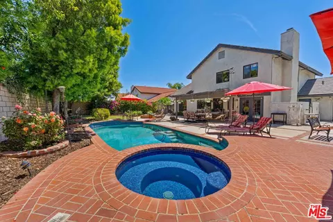 23717 Blythe St, West Hills, CA 91304