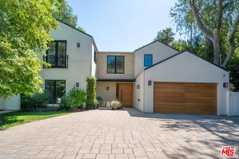 5266 Vanalden Ave, Tarzana, CA 91356