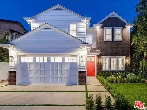 Undisclosed, Encino, CA 91436