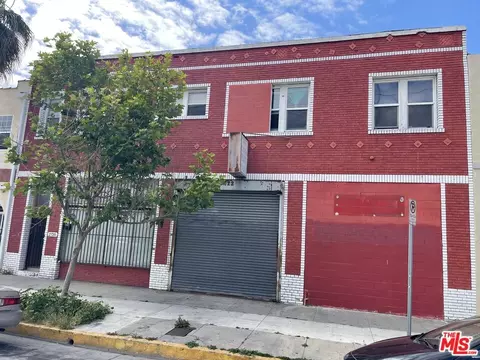 2720 W 54th St, Los Angeles, CA 90043