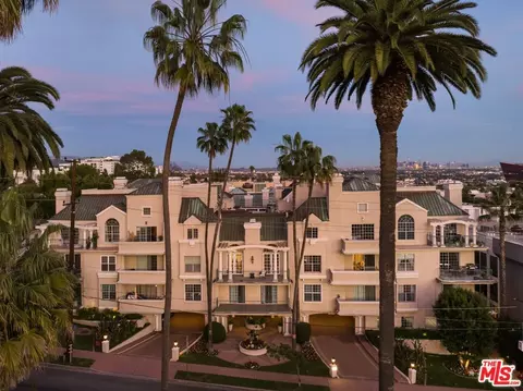 930 N Doheny Dr #305, West Hollywood, CA 90069