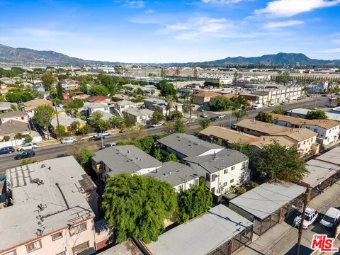 View/Area - 7253 Vineland Ave, Sun Valley, CA 91352 photo 6 of 9