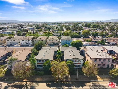 View/Area - 7253 Vineland Ave, Sun Valley, CA 91352 photo 1 of 9