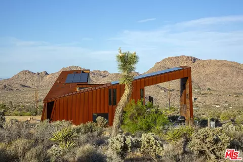 61919 Mountain View Dr, Joshua Tree, CA 92252
