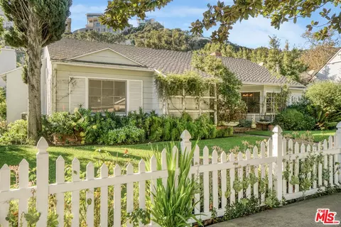 11782 Bellagio Rd, Los Angeles, CA 90049