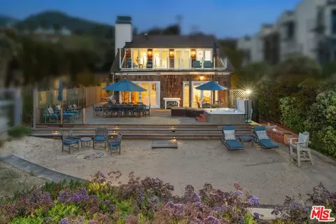 Exterior - 31202 Broad Beach Rd, Malibu, CA 90265 photo 10 of 11