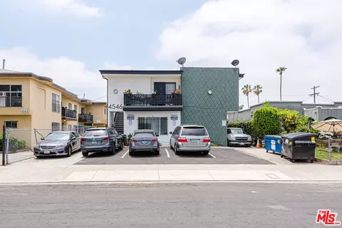 4546 W 17th St, Los Angeles, CA 90019
