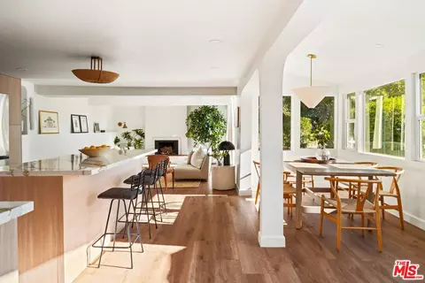 8223 Yucca Trl, Los Angeles, CA 90046