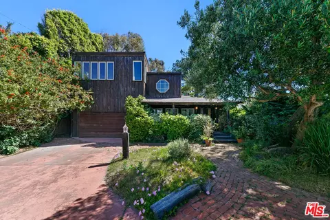 7316 Birdview Ave, Malibu, CA 90265