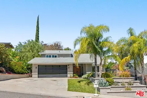 22957 Vista Delgado Dr, Valencia, CA 91354