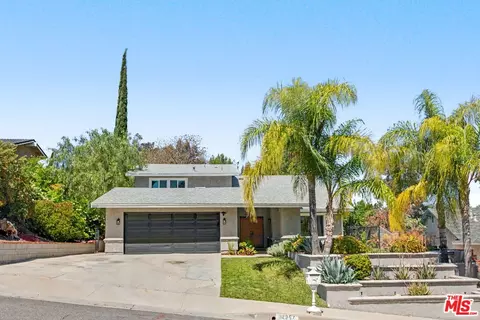 22957 Vista Delgado Dr, Valencia, CA 91354