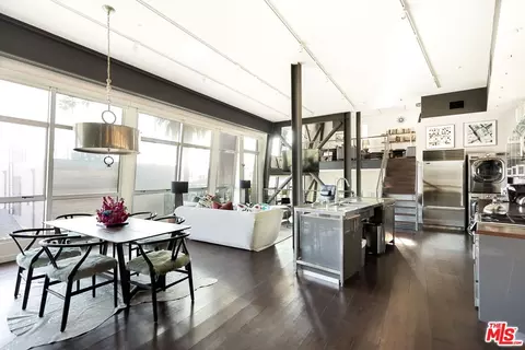 1513 9th St #3, Santa Monica, CA 90401