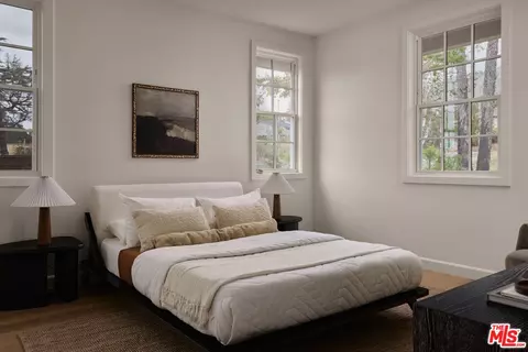 Bedroom - 1108 E Palm St, Altadena, CA 91001 photo 1 of 6