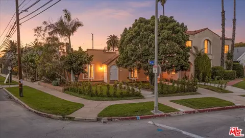 1185 S Tremaine Ave, Los Angeles, CA 90019
