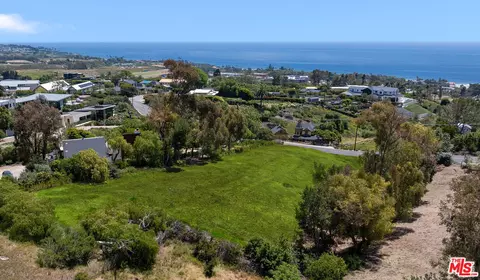 30053 Harvester Rd, Malibu, CA 90265