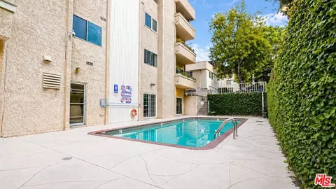 5139 Balboa Blvd #12, Encino, CA 91316