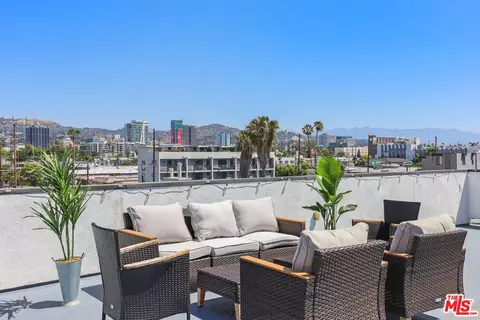 935 N Hudson Ave #401, Los Angeles, CA 90038