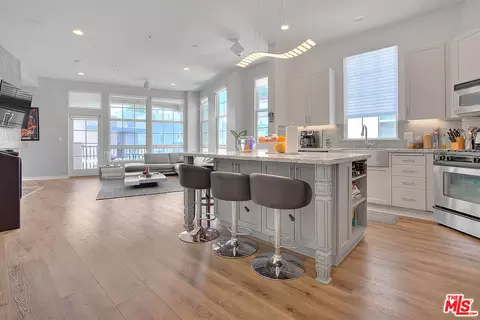 13020 Pacific Promenade #303, Playa Vista, CA 90094