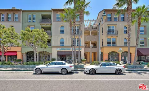 13020 Pacific Promenade Promenade #303, Playa Vista, CA 90094