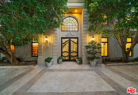 1700 Green Acres Dr, Beverly Hills, CA 90210