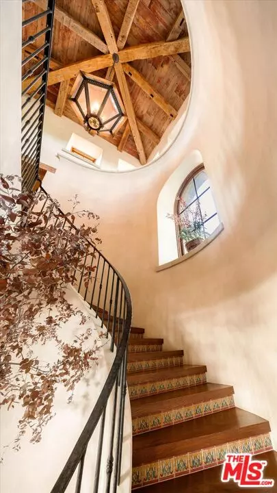 Entry Way - 1915 Monte Alegre Dr, Carpinteria, CA 93013 photo 1 of 2
