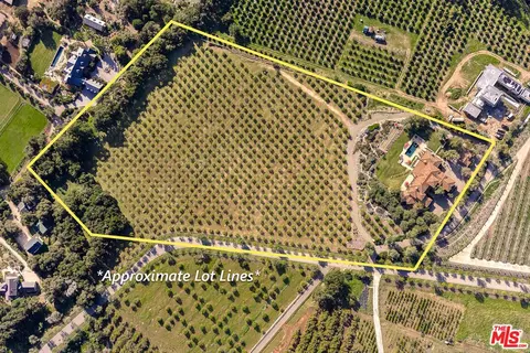 View/Area - 1915 Monte Alegre Dr, Carpinteria, CA 93013 photo 4 of 10