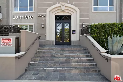 4424 Whitsett Ave #303, Studio City, CA 91604