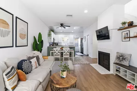 856 W Beach Ave #16, Inglewood, CA 90302