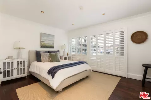 Bedroom - 802 Lees Ave, Long Beach, CA 90815 photo 6 of 11