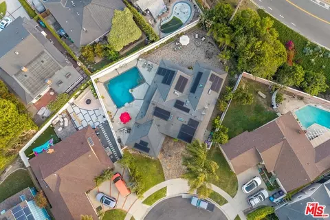 View/Area - 802 Lees Ave, Long Beach, CA 90815 photo 1 of 2