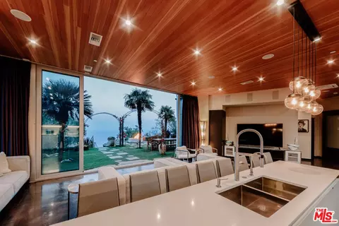 2050 Rambla Pacifico St, Malibu, CA 90265