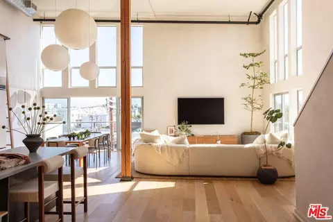 4215 Glencoe Ave #405, Marina Del Rey, CA 90292