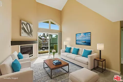 5545 Canoga Ave #301, Woodland Hills, CA 91367
