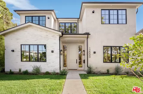 12000 Navy St, Los Angeles, CA 90066