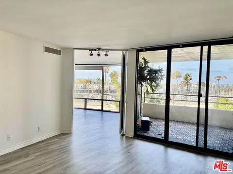 4335 Marina City Dr #134, Marina Del Rey, CA 90292