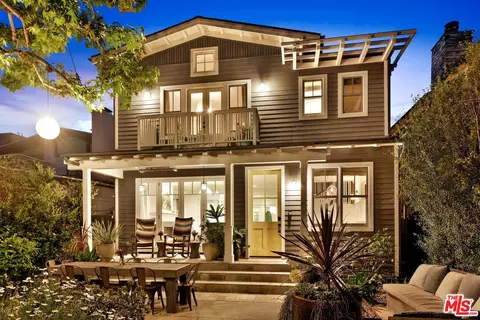 821 Amoroso Pl, Venice, CA 90291