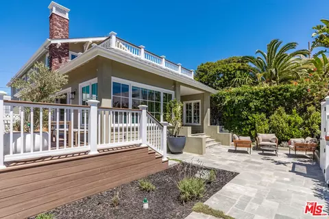 Exterior - 29 27th Ave, Venice, CA 90291 photo 2 of 3