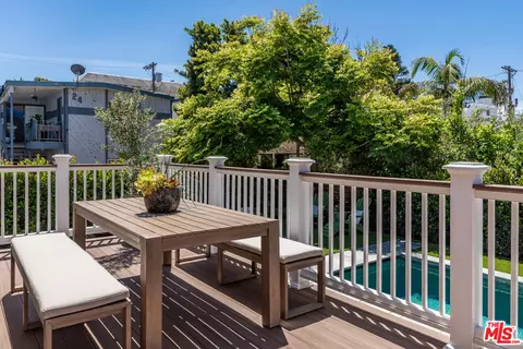 Exterior - 29 27th Ave, Venice, CA 90291 photo 3 of 3