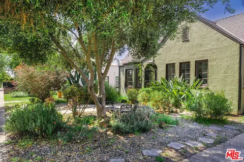 3412 Glenhurst Ave, Los Angeles, CA 90039