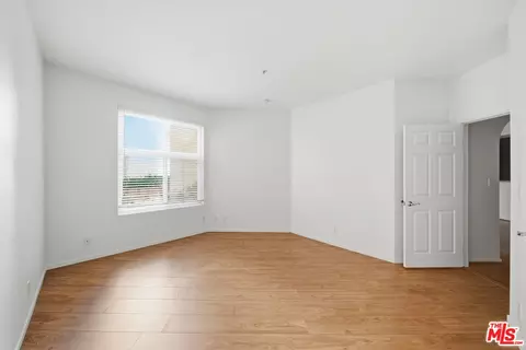 620 S Gramercy Pl #127, Los Angeles, CA 90005
