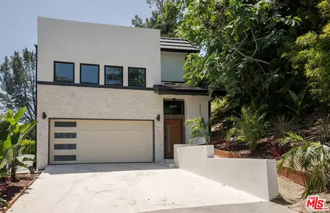 2474 Silver Ridge Ave, Los Angeles, CA 90039