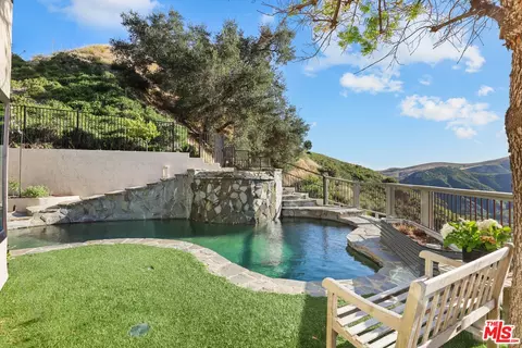 Exterior - 53 Saddlebow Rd, Bell Canyon, CA 91307 photo 5 of 16
