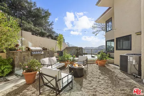 Exterior - 53 Saddlebow Rd, Bell Canyon, CA 91307 photo 10 of 16